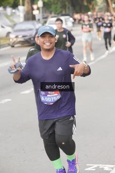 Runner Photo 4207131