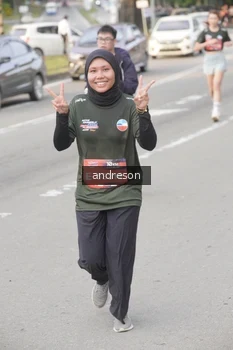 Runner Photo 4207136