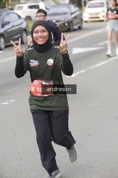 Runner Photo 4207143