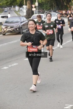 Runner Photo 4207146