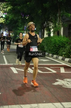 Runner Photo 4207154
