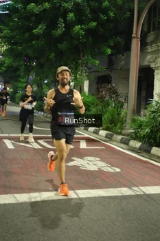 Runner Photo 4207168