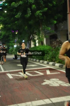 Runner Photo 4207174