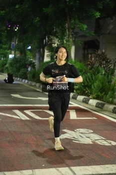 Runner Photo 4207180