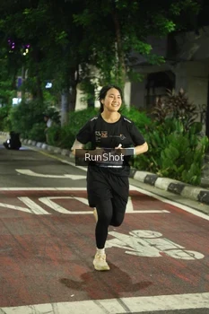 Runner Photo 4207184