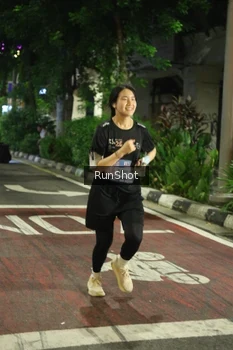 Runner Photo 4207187