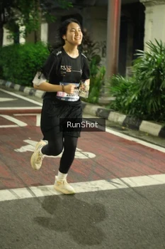 Runner Photo 4207195