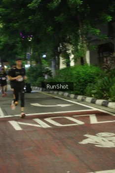 Runner Photo 4207196