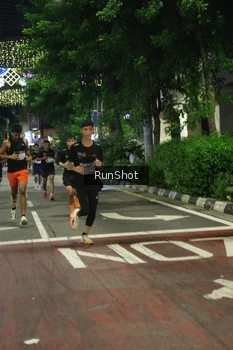 Runner Photo 4207200