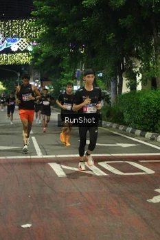 Runner Photo 4207206