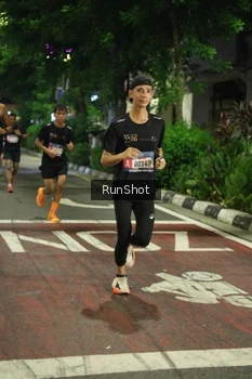 Runner Photo 4207211