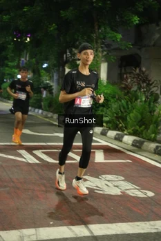 Runner Photo 4207216
