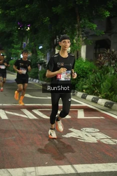 Runner Photo 4207218