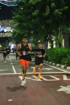 Runner Photo 4207221