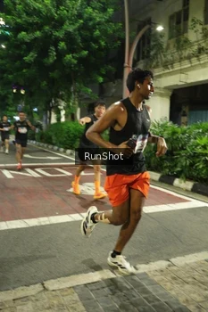 Runner Photo 4207239