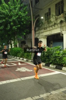 Runner Photo 4207249