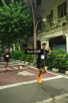 Runner Photo 4207251
