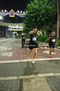 Runner Photo 4207269