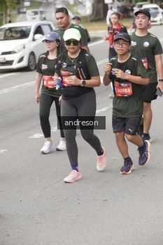 Runner Photo 4207290