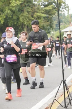 Runner Photo 4207295