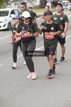 Runner Photo 4207296