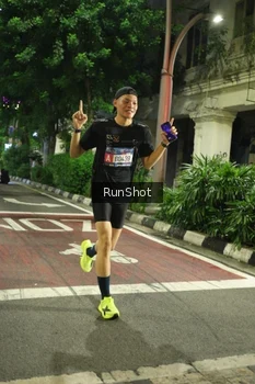 Runner Photo 4207334