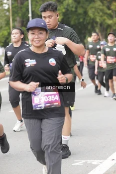 Runner Photo 4207342