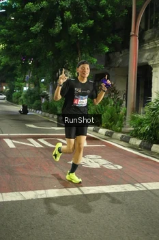Runner Photo 4207352