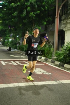 Runner Photo 4207358