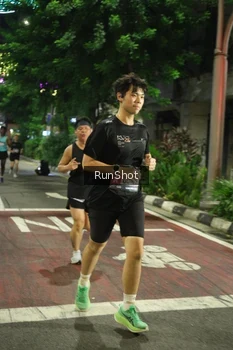 Runner Photo 4207362