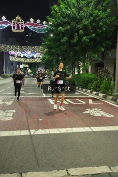 Runner Photo 4207402