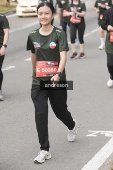 Runner Photo 4207430