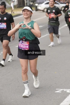 Runner Photo 4207517