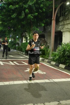 Runner Photo 4207548