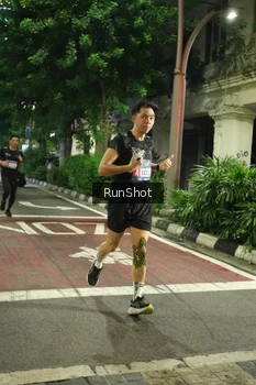 Runner Photo 4207558