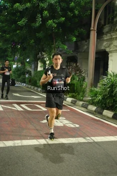 Runner Photo 4207567