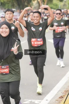 Runner Photo 4207606