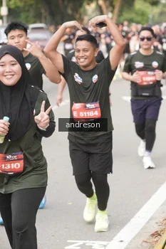 Runner Photo 4207613
