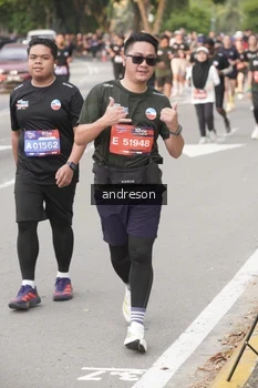 Runner Photo 4207626
