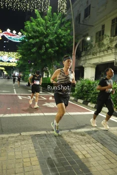 Runner Photo 4207641