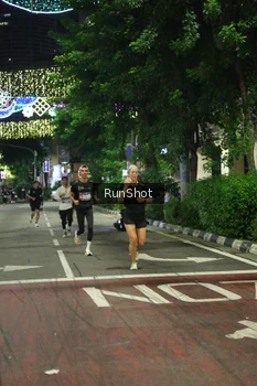 Runner Photo 4207688