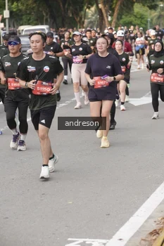 Runner Photo 4207717