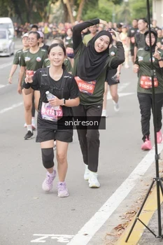 Runner Photo 4207768