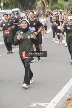 Runner Photo 4207784