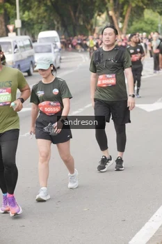 Runner Photo 4207786