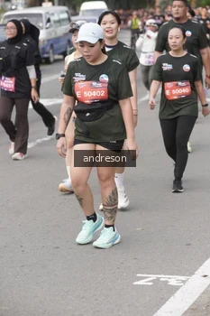 Runner Photo 4207799