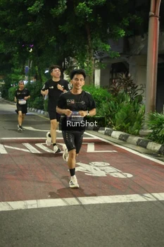 Runner Photo 4207809
