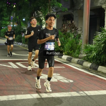 Runner Photo 4207825