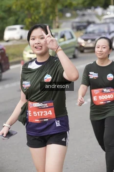 Runner Photo 4207853