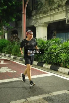 Runner Photo 4207885